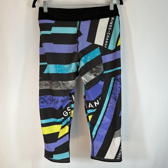 Reebok Black & Purple Cropped Athletic Leggings - Picture 6 of 8